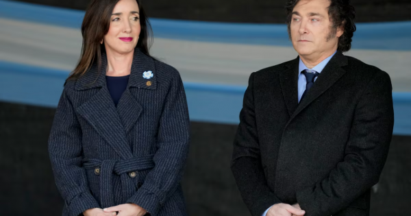 Milei y Villarruel siguen distanciados: conmemoran el Día de la Bandera en distintos actos Milei y Villarruel siguen distanciados: conmemoran el Día de la Bandera en distintos actos