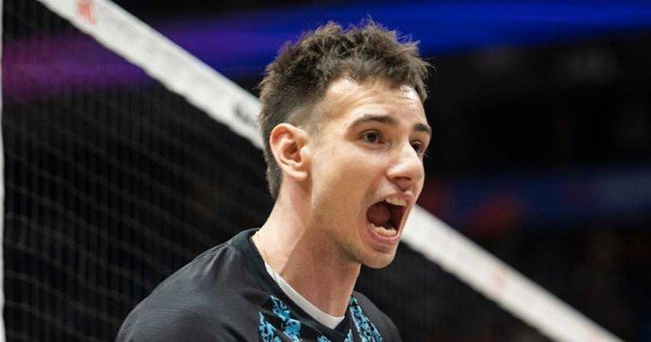 La Selección argentina de vóley venció a Canadá en el tie-break y sigue invicta