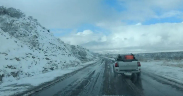 Rutas con hielo y viento blanco: las recomendaciones clave para evitar contratiempos Rutas con hielo y viento blanco: las recomendaciones clave para evitar contratiempos