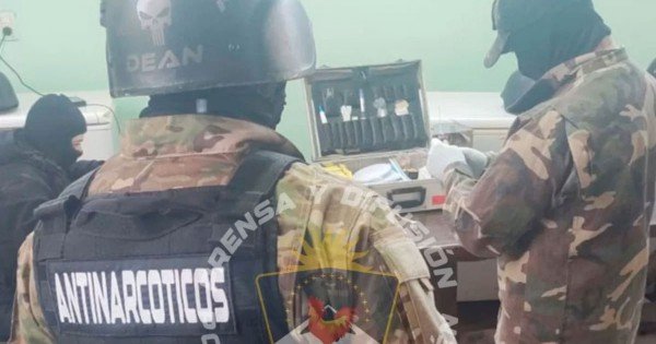 Golpe al narcotráfico: desarticulan red de droga en el oeste neuquino Golpe al narcotráfico: desarticulan red de droga en el oeste neuquino