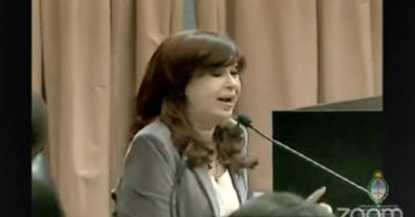 Cristina aparece en escena y declara en el juicio por intento de magnicidio Cristina aparece en escena y declara en el juicio por intento de magnicidio