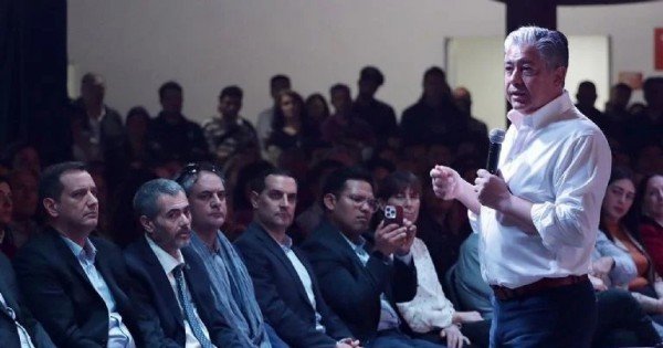 Figueroa le exige a la administración pública compromiso absoluto Figueroa le exige a la administración pública compromiso absoluto