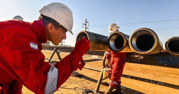 La falta de personal calificado en Vaca Muerta encarece costos y frena inversiones La falta de personal calificado en Vaca Muerta encarece costos y frena inversiones