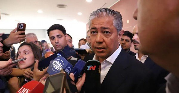 Rolando Figueroa rompe el silencio: “estoy desilusionado y dolido”