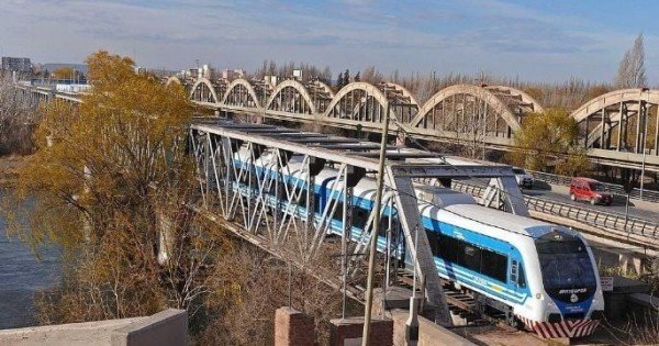 Tren del Valle: nuevos ajustes en horarios vespertinos y suspensiones por fallas técnicas Tren del Valle: nuevos ajustes en horarios vespertinos y suspensiones por fallas técnicas