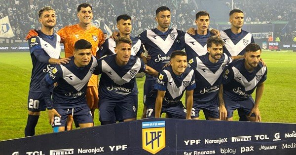 Vélez derrotó a Tigre y se afianza en la cima de la Liga Profesional Vélez derrotó a Tigre y se afianza en la cima de la Liga Profesional
