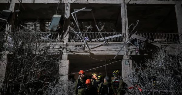 El régimen de Irán lanzó más de 200 misiles contra Israel: al menos tres muertos y más de 80 heridos