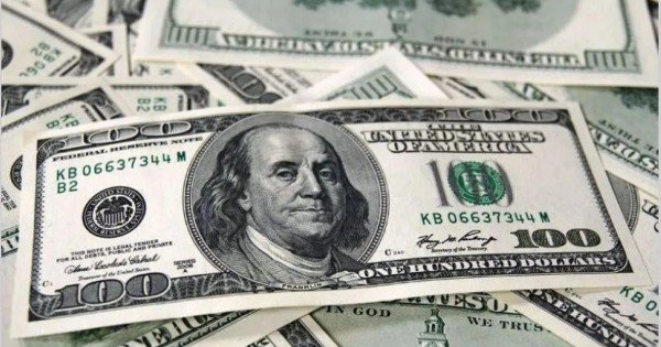 El dólar se mantiene por encima de los .300: todas las cotizaciones de este martes El dólar se mantiene por encima de los .300: todas las cotizaciones de este martes