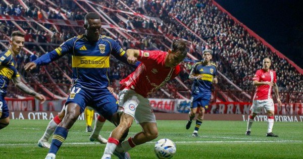 Boca no pasó del empate con Argentinos en un debut sin goles ni brillo Boca no pasó del empate con Argentinos en un debut sin goles ni brillo