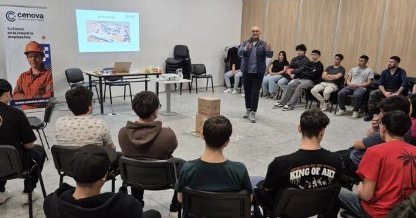 Neuquén forma talento local para cubrir 30 mil puestos de trabajo en Vaca Muerta