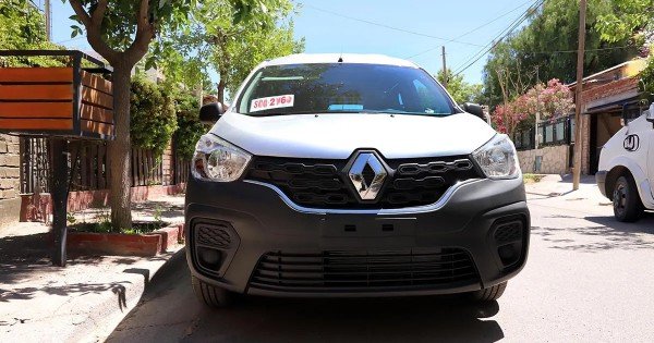 Neuquén: crece el uso de patentes de papel y surgen dudas sobre las multas