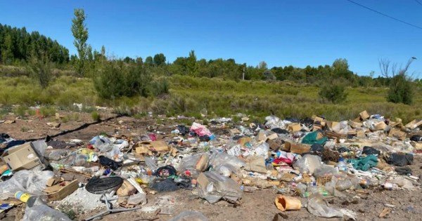 La Muni de Neuquén busca frenar los microbasurales con medidas ejemplares La Muni de Neuquén busca frenar los microbasurales con medidas ejemplares