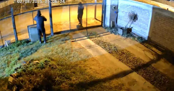 Dos ladrones, nueve casas robadas y ningún freno: desesperación en una ciudad del Valle