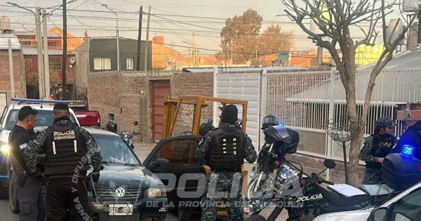 Detenido tras intentar escapar sin pagar el combustible en Neuquén