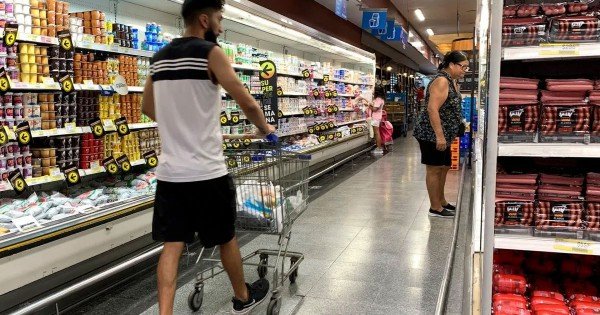 Dólar en alza, precios también: la inflación de agosto apunta al 2% Dólar en alza, precios también: la inflación de agosto apunta al 2%