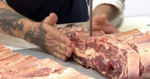 El precio del asado cayó más del 30%, pero productores alertan por riesgos