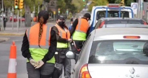 Operativo en calle Leloir reveló maniobras extremas y autos a más de 100 km/h