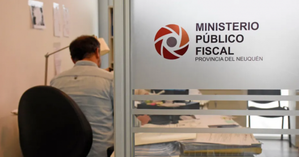 Barrio Melipal: la autopsia confirmó que la joven fallecida murió por un disparo en el tórax Barrio Melipal: la autopsia confirmó que la joven fallecida murió por un disparo en el tórax