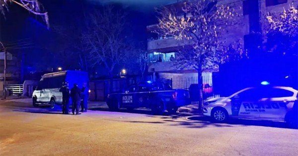 Detuvieron a un joven por contactar a un niño de 9 años mediante el juego Roblox