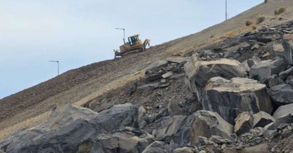 La Ruta 43 comienza a recuperarse tras el derrumbe en el Cerro de la Virgen