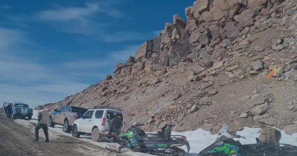 Destrozo ambiental: conductores 4×4 dañaron un área protegida en Copahue