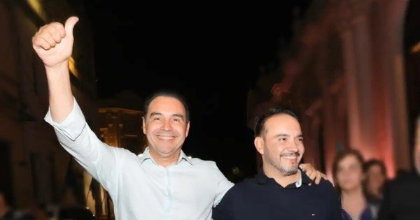 Triunfo provincialista en Corrientes: el guiño político que miran en Neuquén Triunfo provincialista en Corrientes: el guiño político que miran en Neuquén