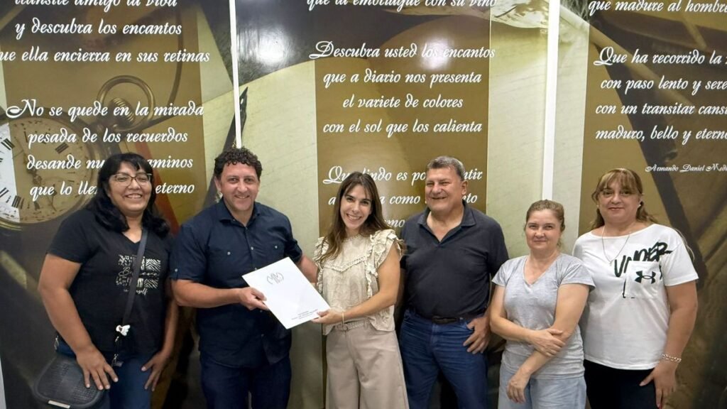 La Federación recibió las escrituras de su sede