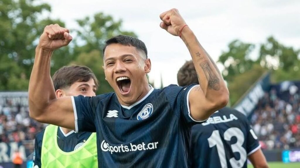 Independiente Rivadavia le ganó al Rojo y es líder