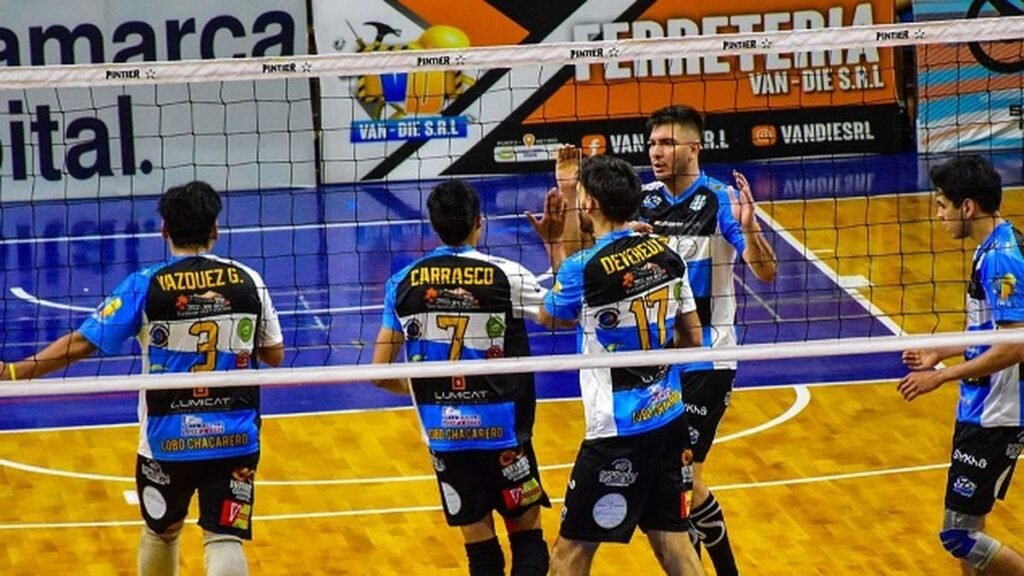 Ateneo cayó con Ferro