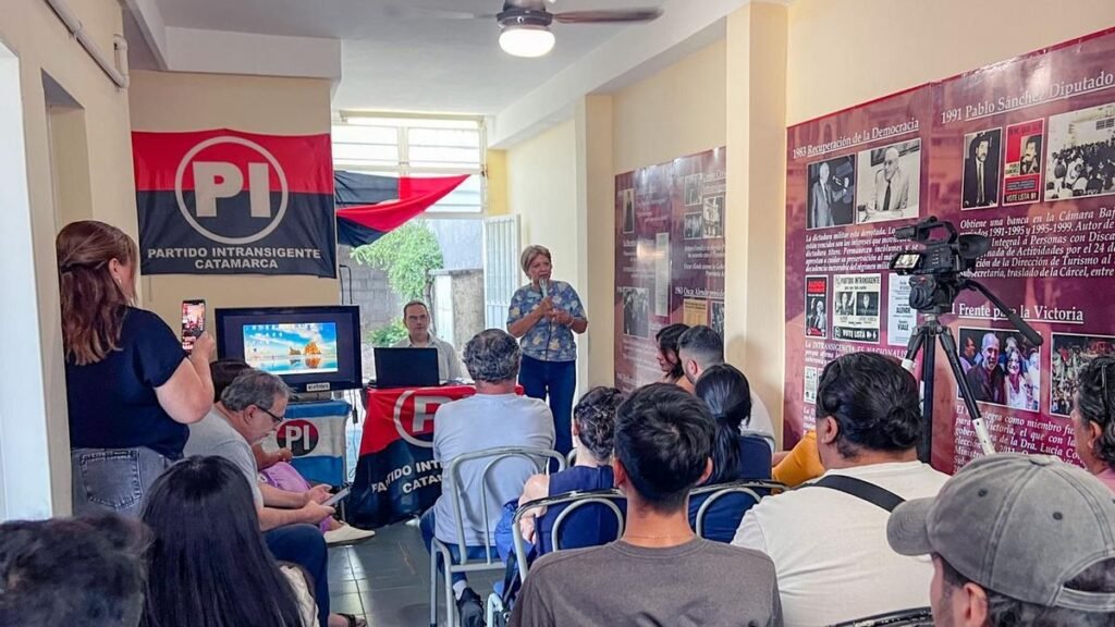 El PI abrió un debate sobre la reforma laboral y sus efectos El PI abrió un debate sobre la reforma laboral y sus efectos