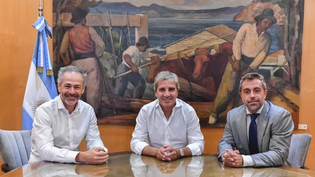 Renunció el secretario de Finanzas, Alejandro Lew, y lo reemplazará Federico Furiase