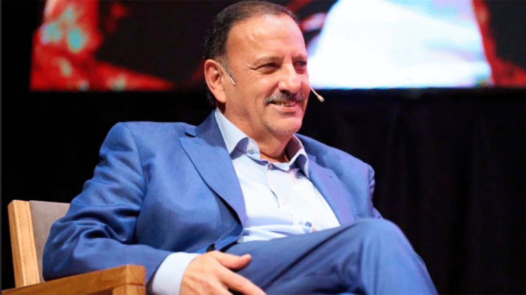 Quintela advirtió que el país llegará “destruido” al 2027 y pidió a gobernadores “plantarse” ante Milei Quintela advirtió que el país llegará “destruido” al 2027 y pidió a gobernadores “plantarse” ante Milei