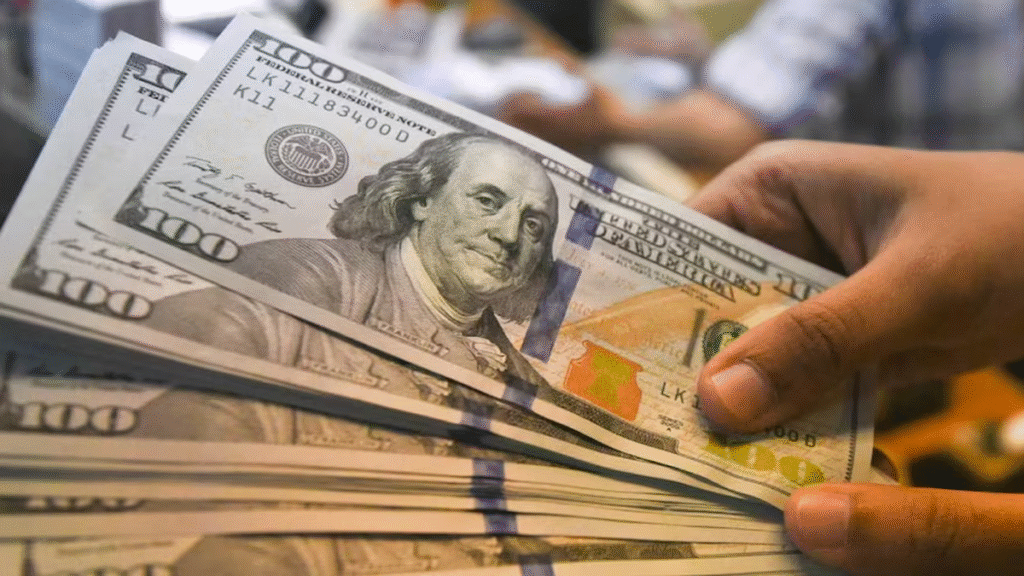 El dólar subió por segundo día y tuvo el salto más amplio en casi dos meses