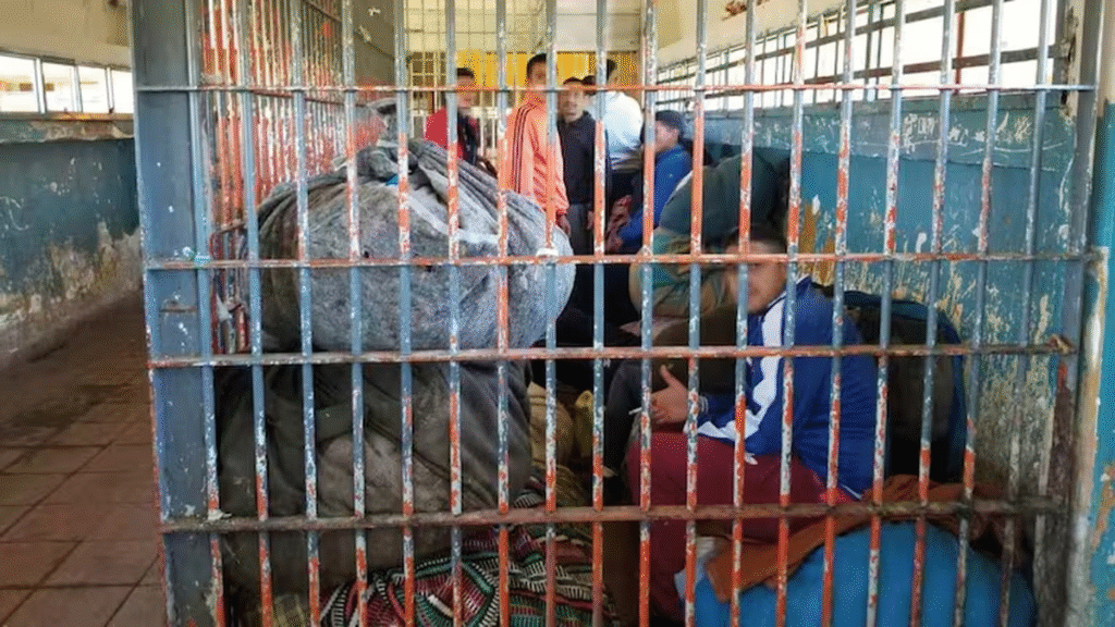 La puerta que no gira (y el mito que la empuja)