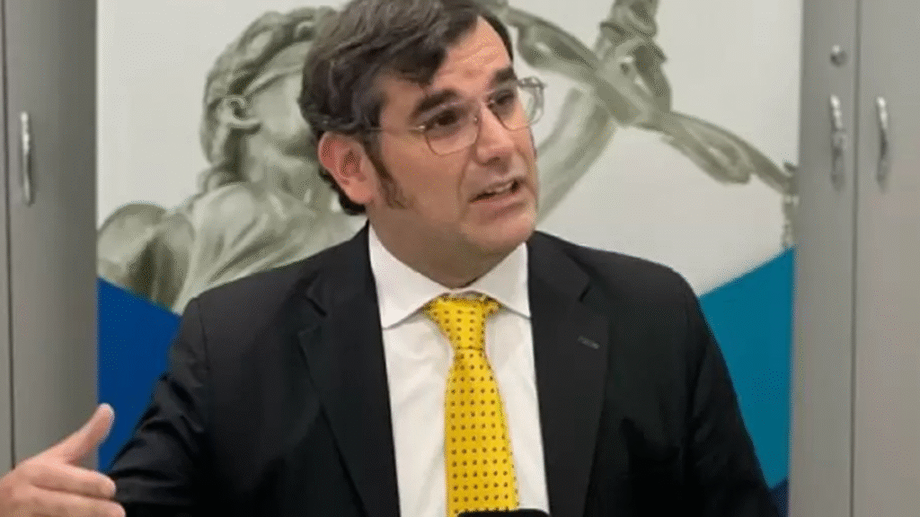 Acusado de robo cuenta  con varias condenas previas