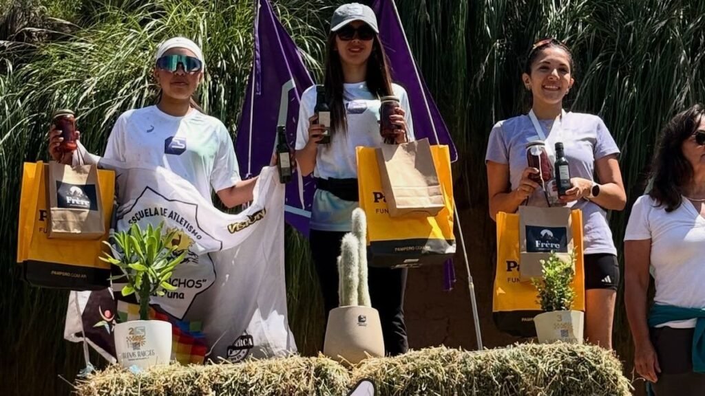 Exitosa prueba “Sierra Silleta Trail” en Las Juntas Exitosa prueba “Sierra Silleta Trail” en Las Juntas