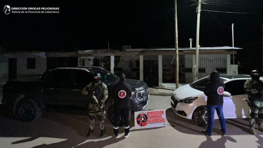 Secuestran droga, dinero y vehículos en allanamientos en el sector norte de la ciudad