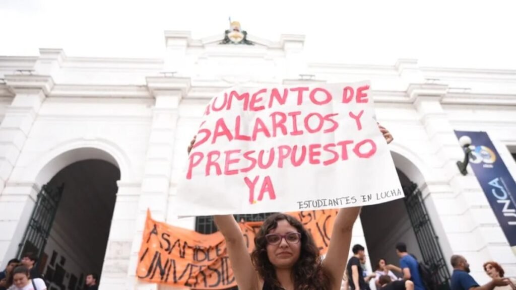 “Nación no está garantizando la educación a los jóvenes”