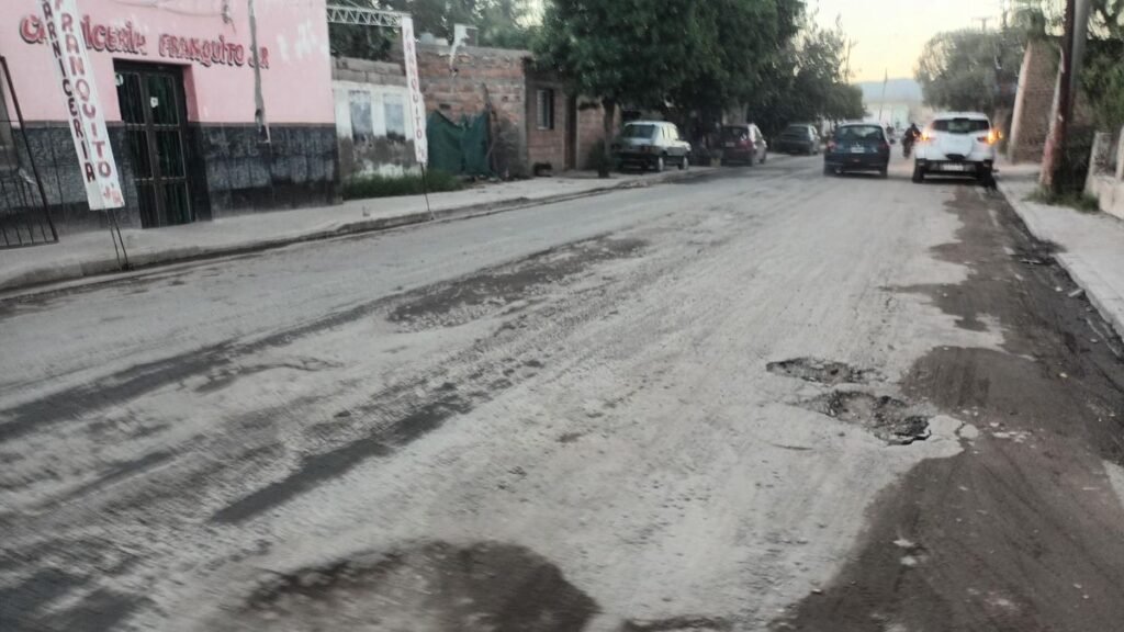 Crece el malestar vecinal por el deterioro vial en Valle Viejo
