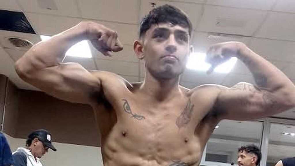 Debuta Felipe Adauto como profesional