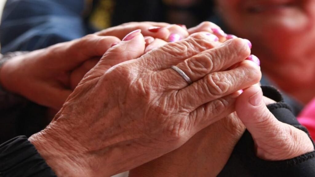 Hijos agredieron a sus madres