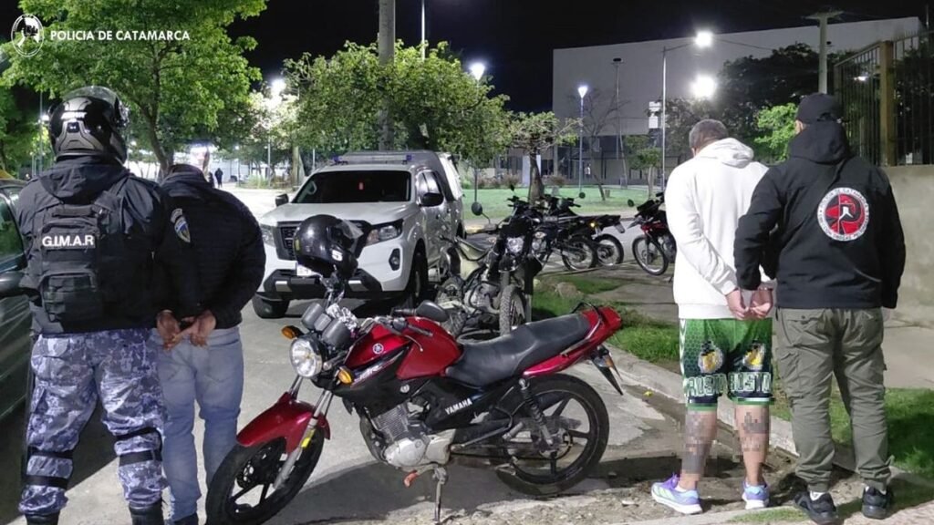 Arrestaron a dos dealers  con cocaína en Libertador II