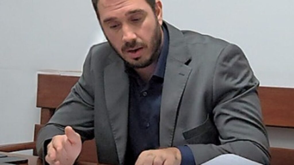 Un hombre discutió con su pareja y luego mató  a un gato que era de ella