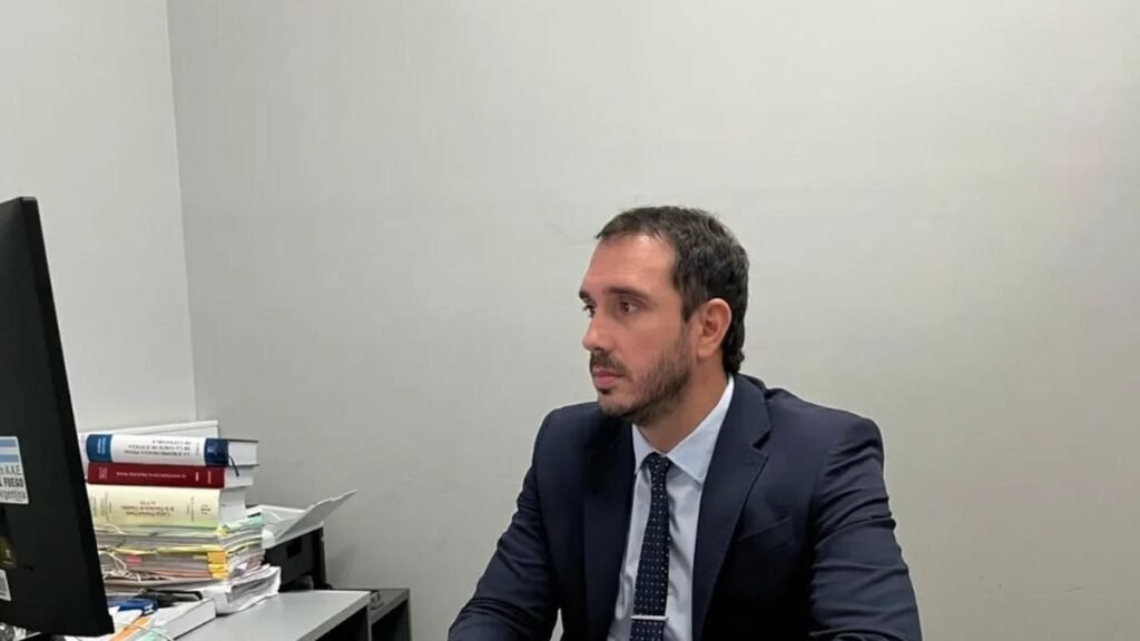 Imputaron a un hombre  por golpear a su hija
