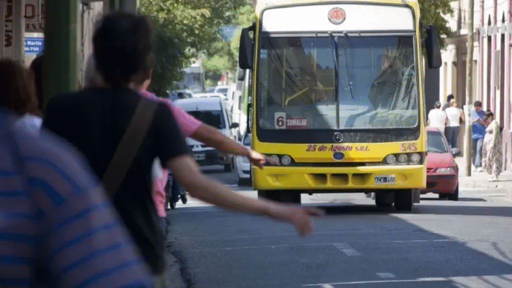 No habrá servicio de colectivos en Catamarca este 1° de mayo