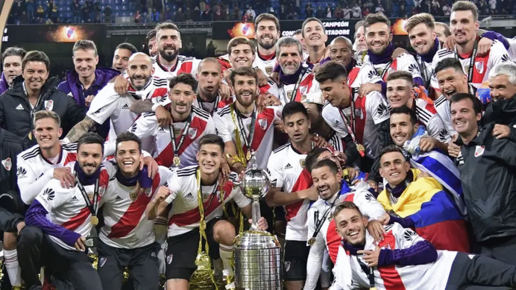 Un referente de River Plate completó la secundaria a los 40 años