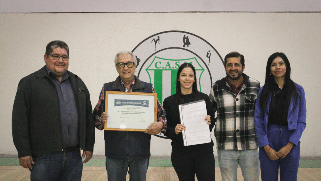 Reconocimiento al Club San Martín en su 84° aniversario