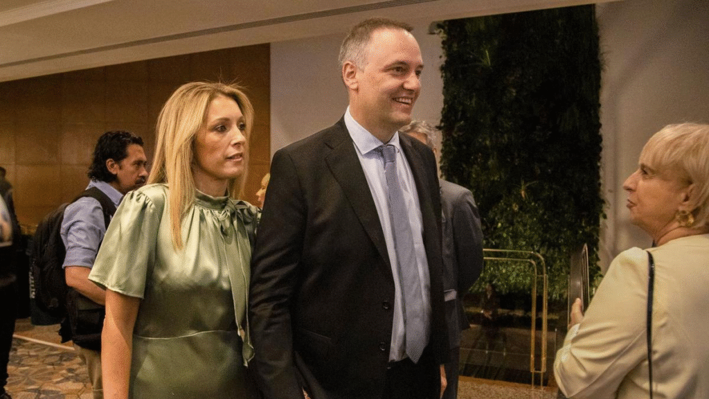 Adorni ocultó la casa en el country Indio Cua en una declaración jurada ante la Justicia porteña en 2025