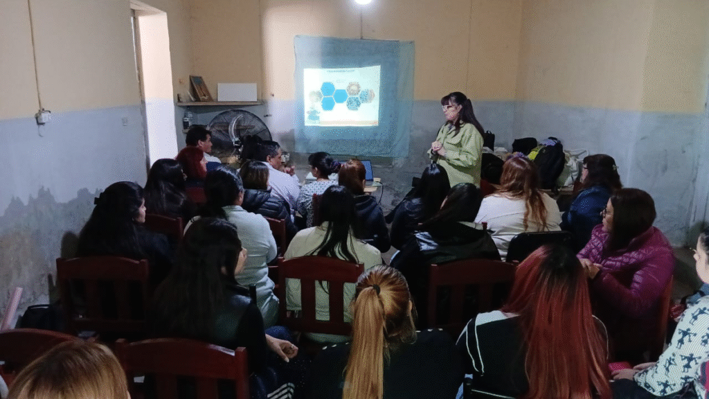 Realizan en Andalgalá un taller sobre intervención social comunitaria