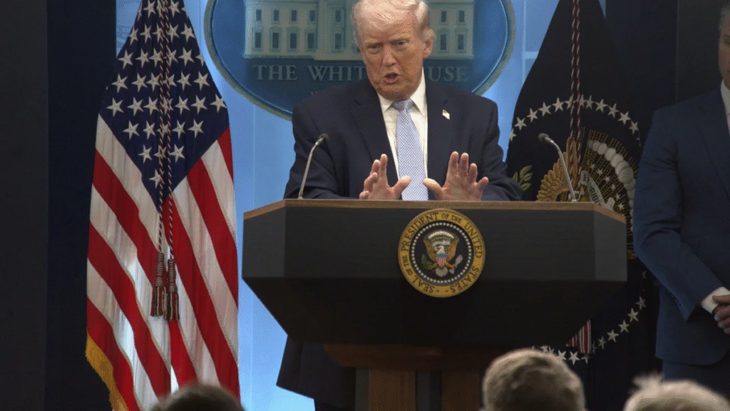 Trump anunció el inicio del proceso para despejar el estrecho de Ormuz